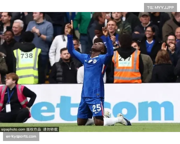 切尔西后腰凯塞多表现稳定 对比拉维亚长期伤缺凸显价值